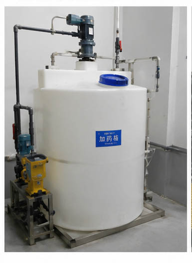 PE dosing tank